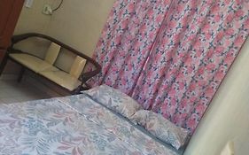 Quarto em casa compartilhada